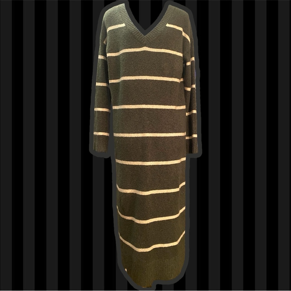 American Eagle Outfitters Olive and Cream Striped Maxi Dress L